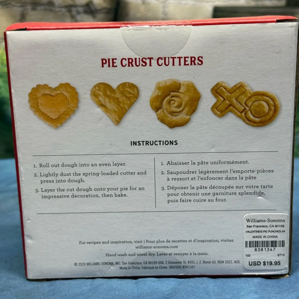Williams Sonoma set pie